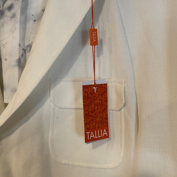 TALLIA Cream Blazer with Orange Accents 46L - Picture 3 of 5